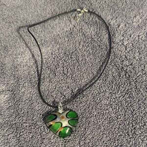 Elegant Green Glass Heart Pendant Necklace